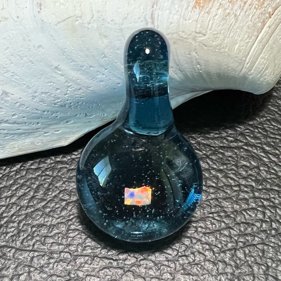 Transparent Blue Pendant with Opal - Picture 4 of 7